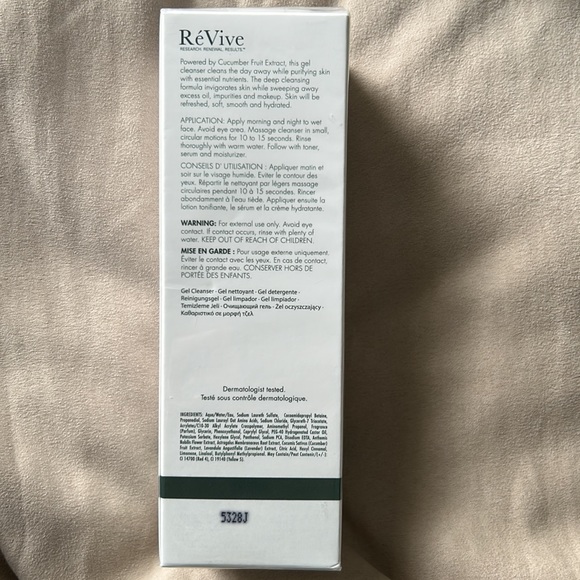 RéVive Gel Cleanser Gentle Purifying Wash - Picture 2 of 3